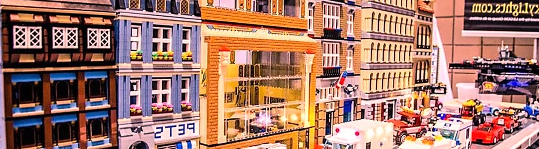 BrickUniverse - Lego Fan Expo